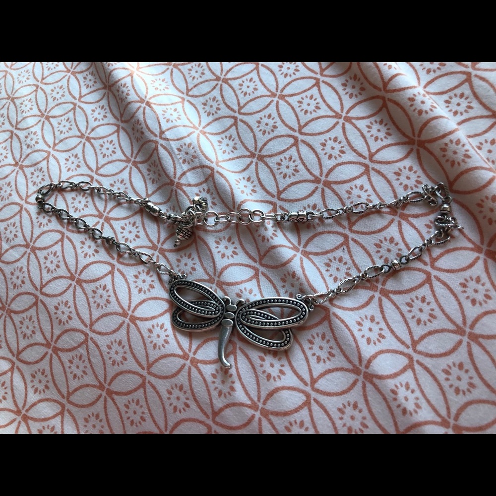 sweet dragonfly necklace!